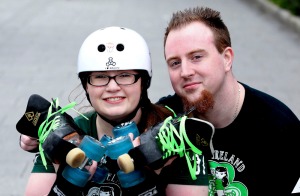 Roller_derby_couple_feature_mx-10