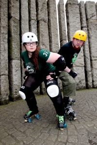 Roller_derby_couple_feature_mx-6